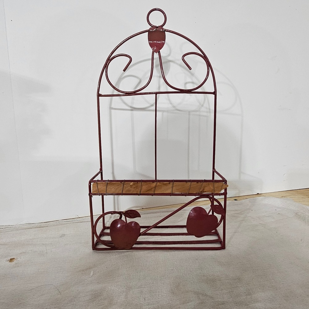 Vintage Rustic Red Metal Wire Wall Rack Apple Farmhouse Mail Holder Basket